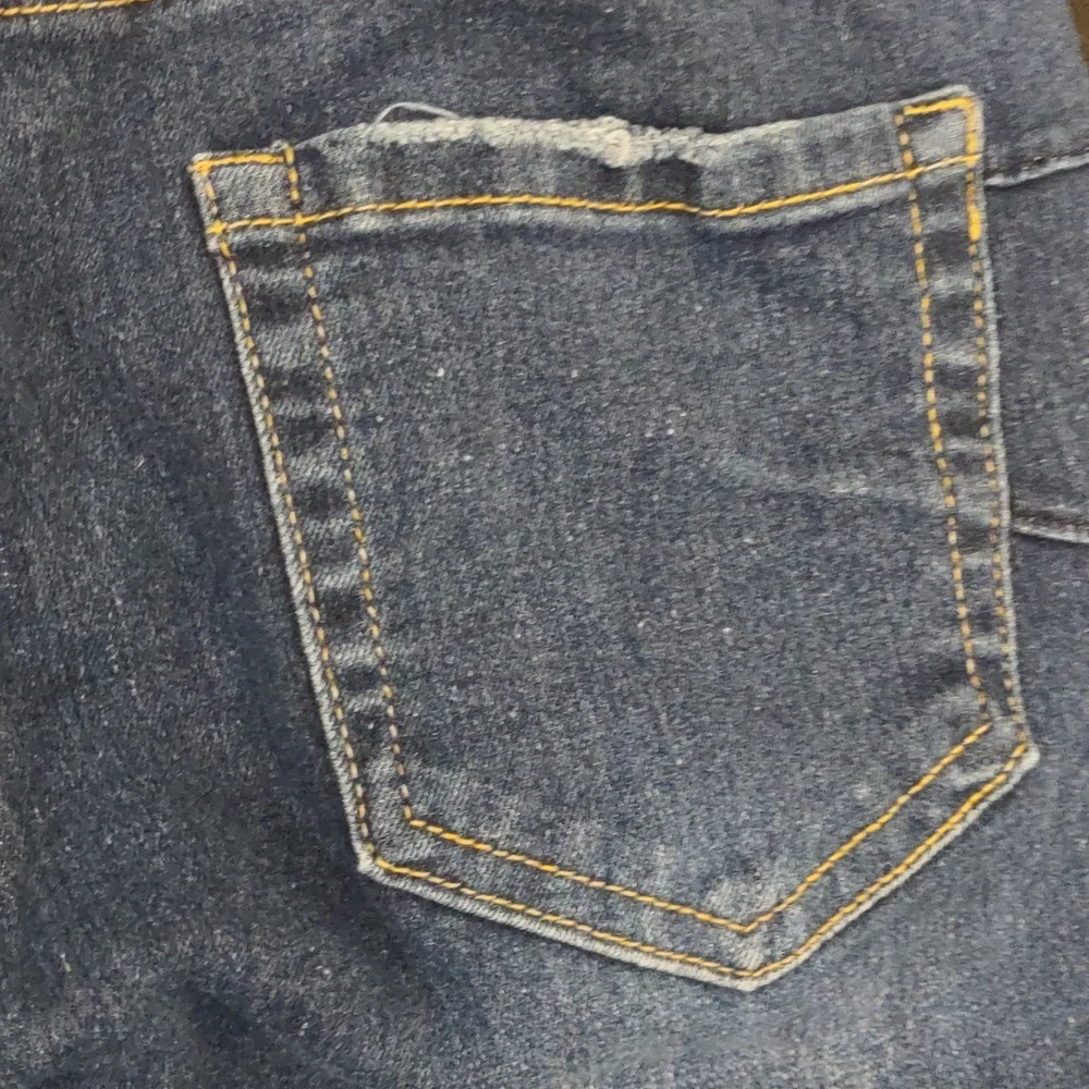 USED BLUE SAVVY DISTRESSED JEANS FRAY ON POCKETS SIZE 5/27 BLUE INSEAM 25INCH - Picture 11 of 14